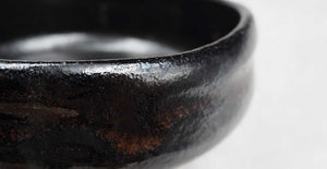 What is Raku Ware: The Beauty of Wabi-Sabi in Japanese Pottery