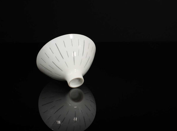 Niisato Akio (新里明士), Japanese, b. 1977