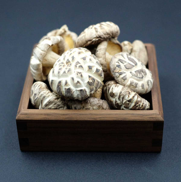 Natural Dried Log-grown Shiitake Mushrooms 日本原木菇 L Size